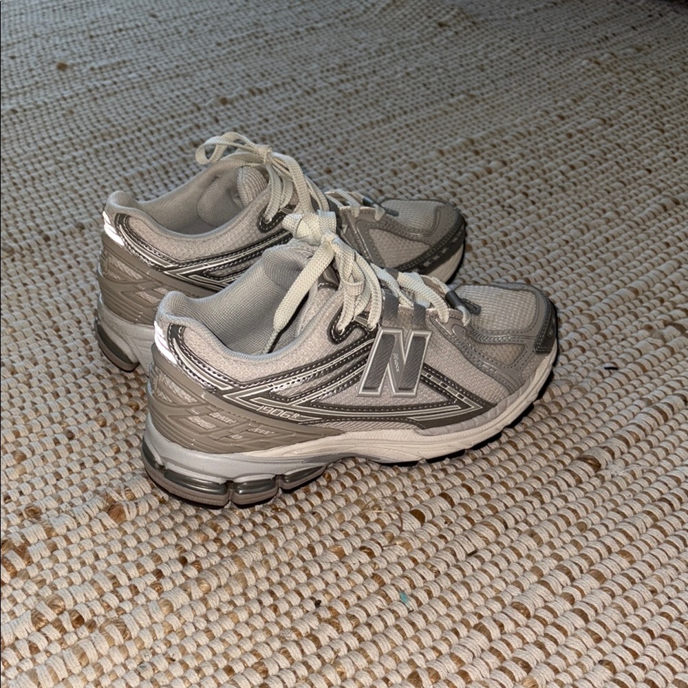 New Balance 1906R Shoes